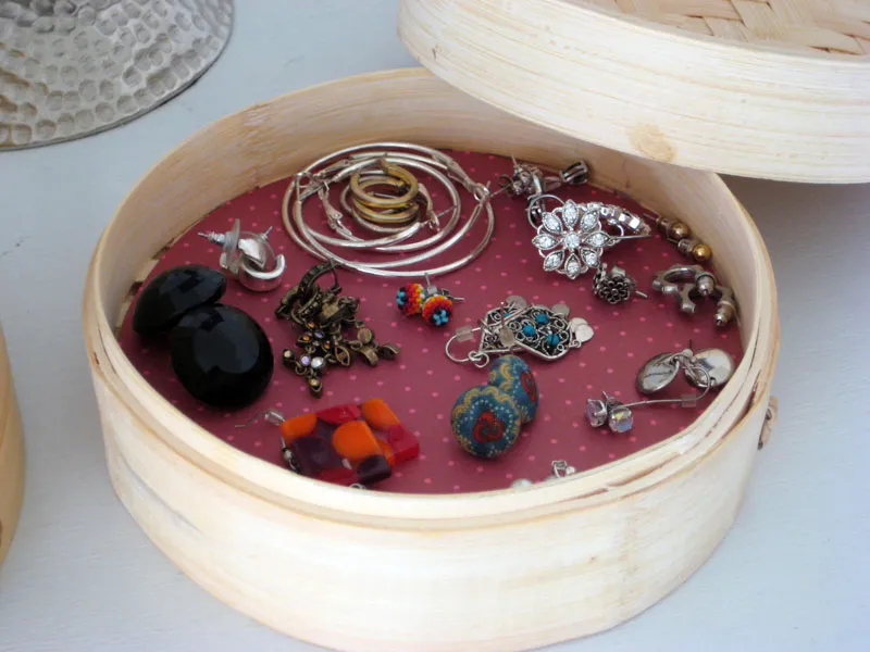 Earring steamer