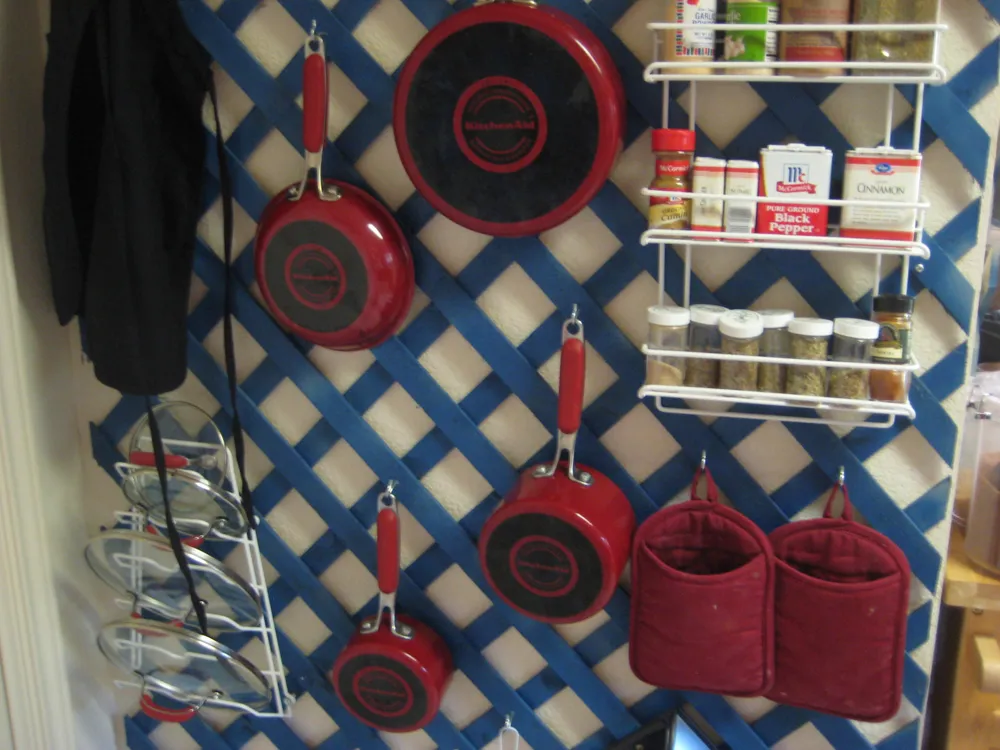 Pots, spices, and lids